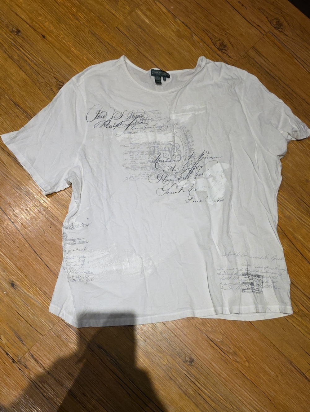 Women's White Graphic Short-Sleeve Shirt